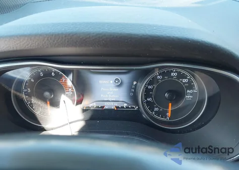 2020 Jeep Cherokee Limited 4X4 z USA, uszkodzony, nr VIN 1C4PJMDX9LD588018